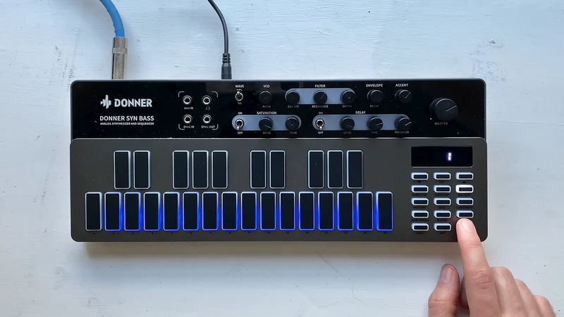 Donner B1 Synthesizer Review by David Hilowitz: An Impressive Bass Synth